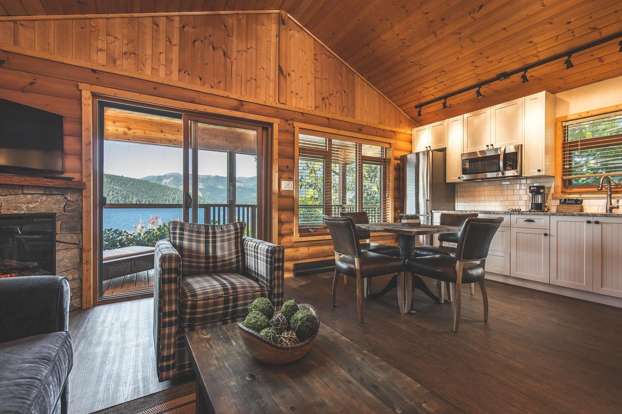 Wild Renfrew Seaside Cottages Порт-Ренфрю Экстерьер фото