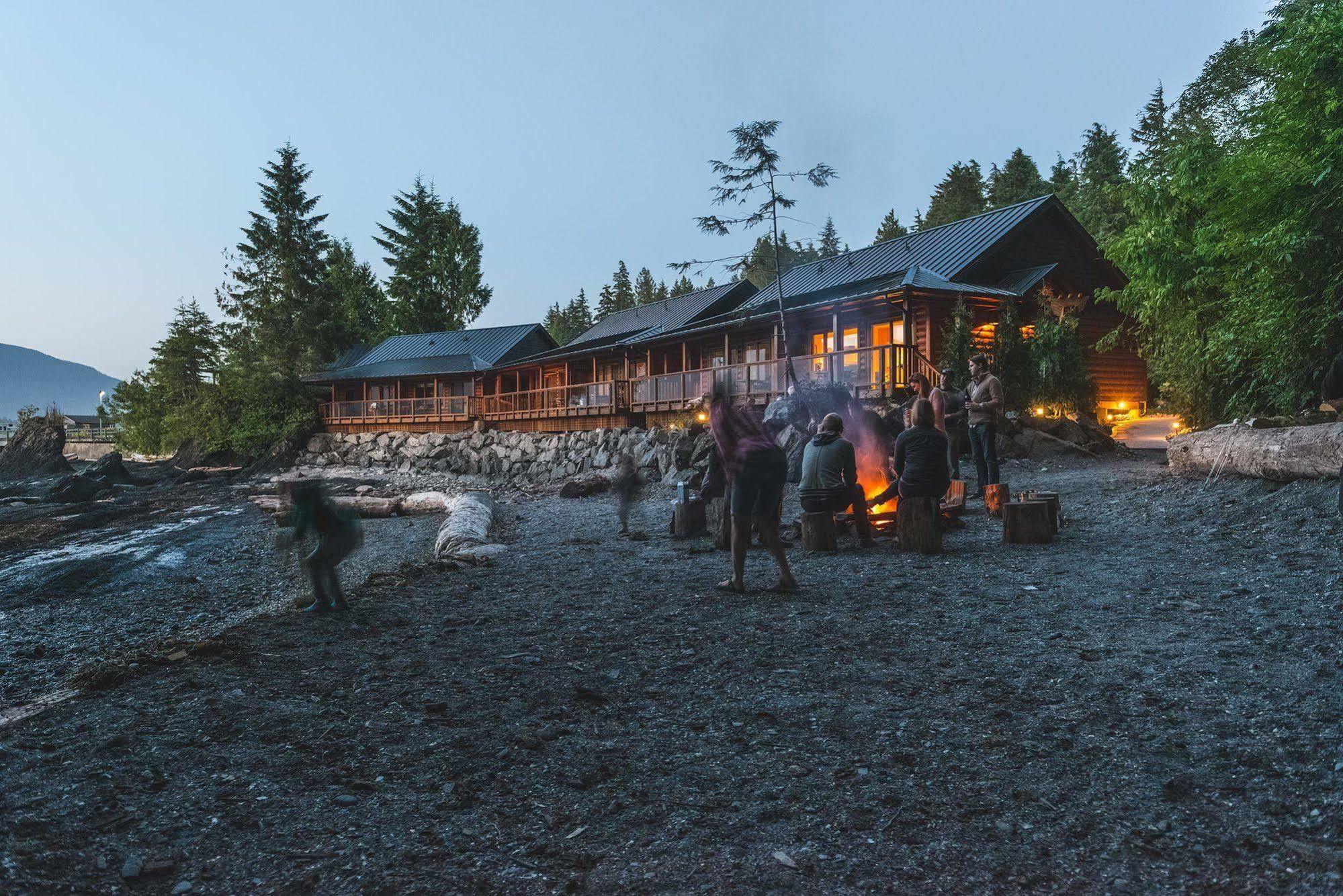 Wild Renfrew Seaside Cottages Порт-Ренфрю Экстерьер фото